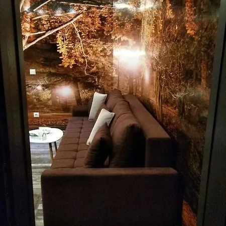 Old Corner No2